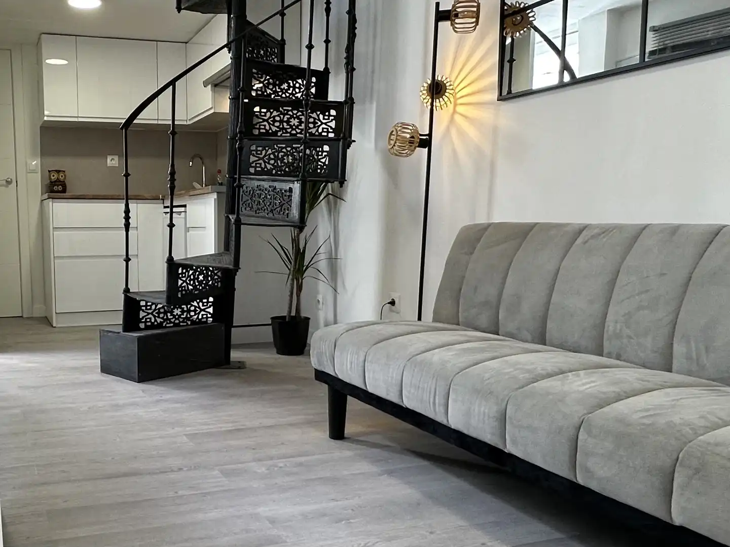 Wohnzimmer von Maisonette zum Verkauf in Madrid mit Parkett und Möbliert