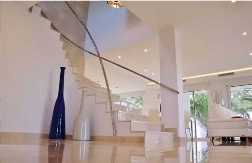Casa o xalet en venda en Alicante / Alacant amb Aire condicionat, Calefacció i Jardí privat