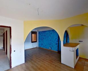 Flat for sale in Pau Casals, Llinars del Vallès
