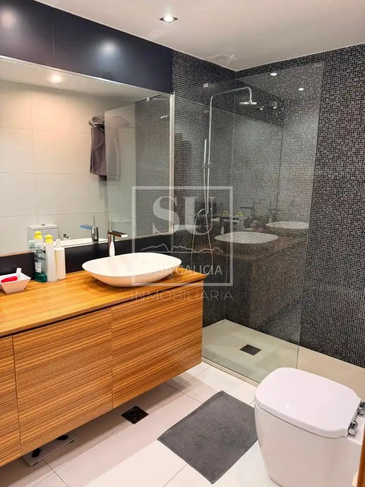 Baño de Piso de alquiler en Baiona con Calefacción y Terraza