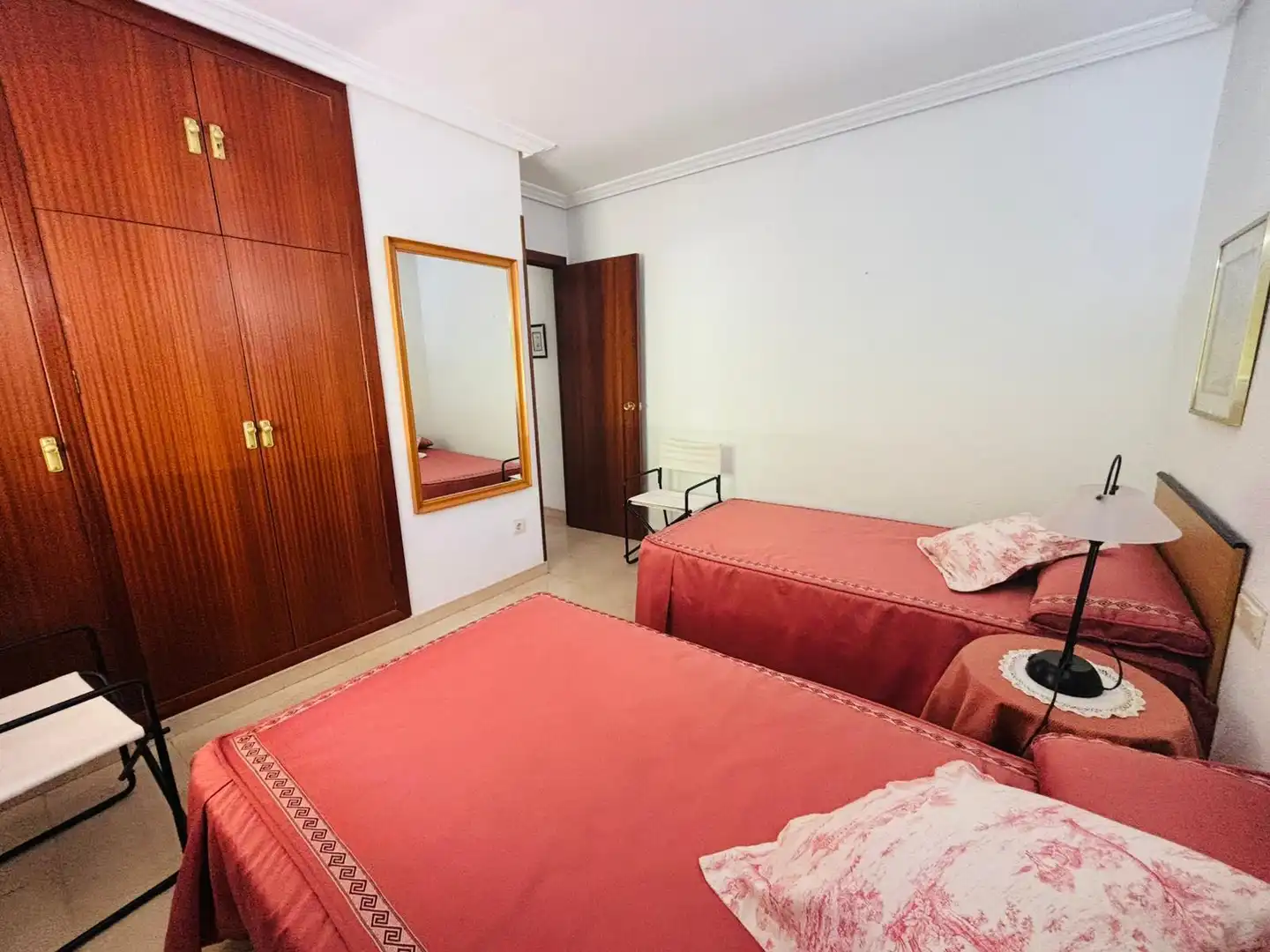 Schlafzimmer von Wohnung zum Verkauf in Salou mit Möbliert