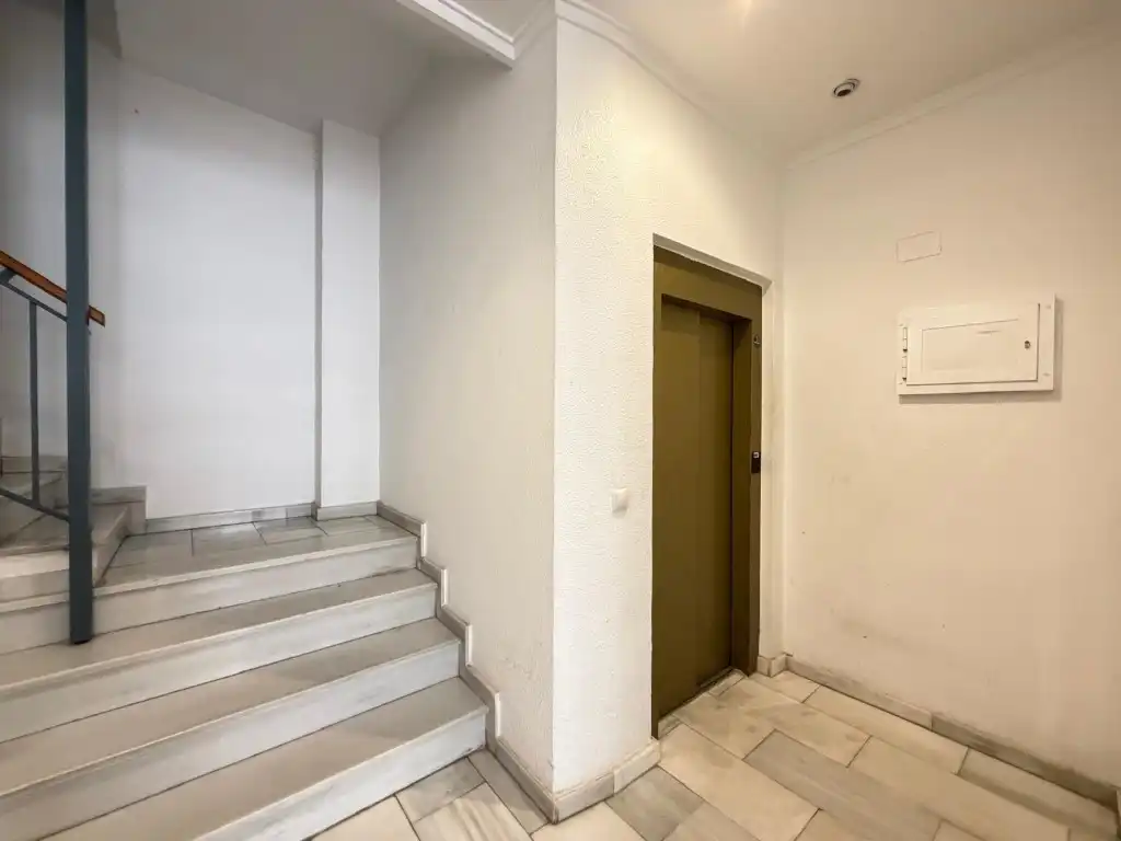 Attic for sale in Torrevieja  with Air Conditioner and Furnished