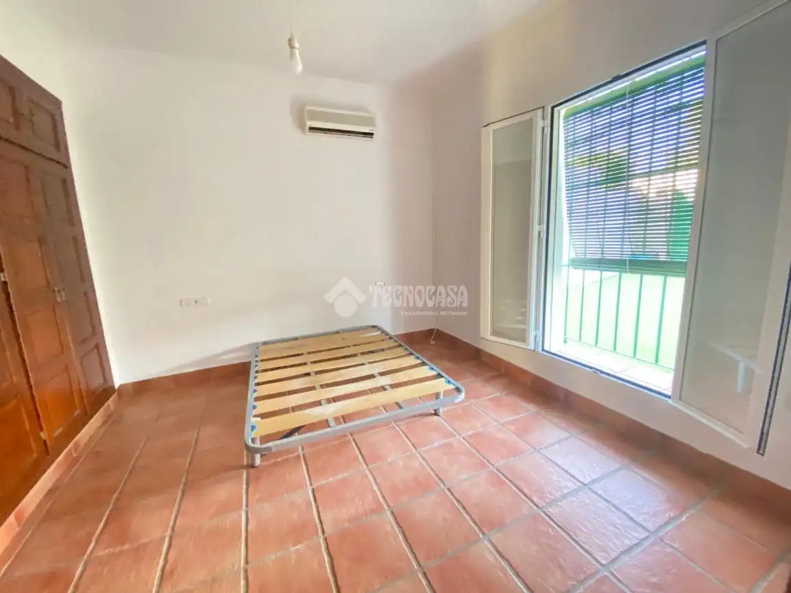 Habitación de Finca rústica en venta en Dos Hermanas