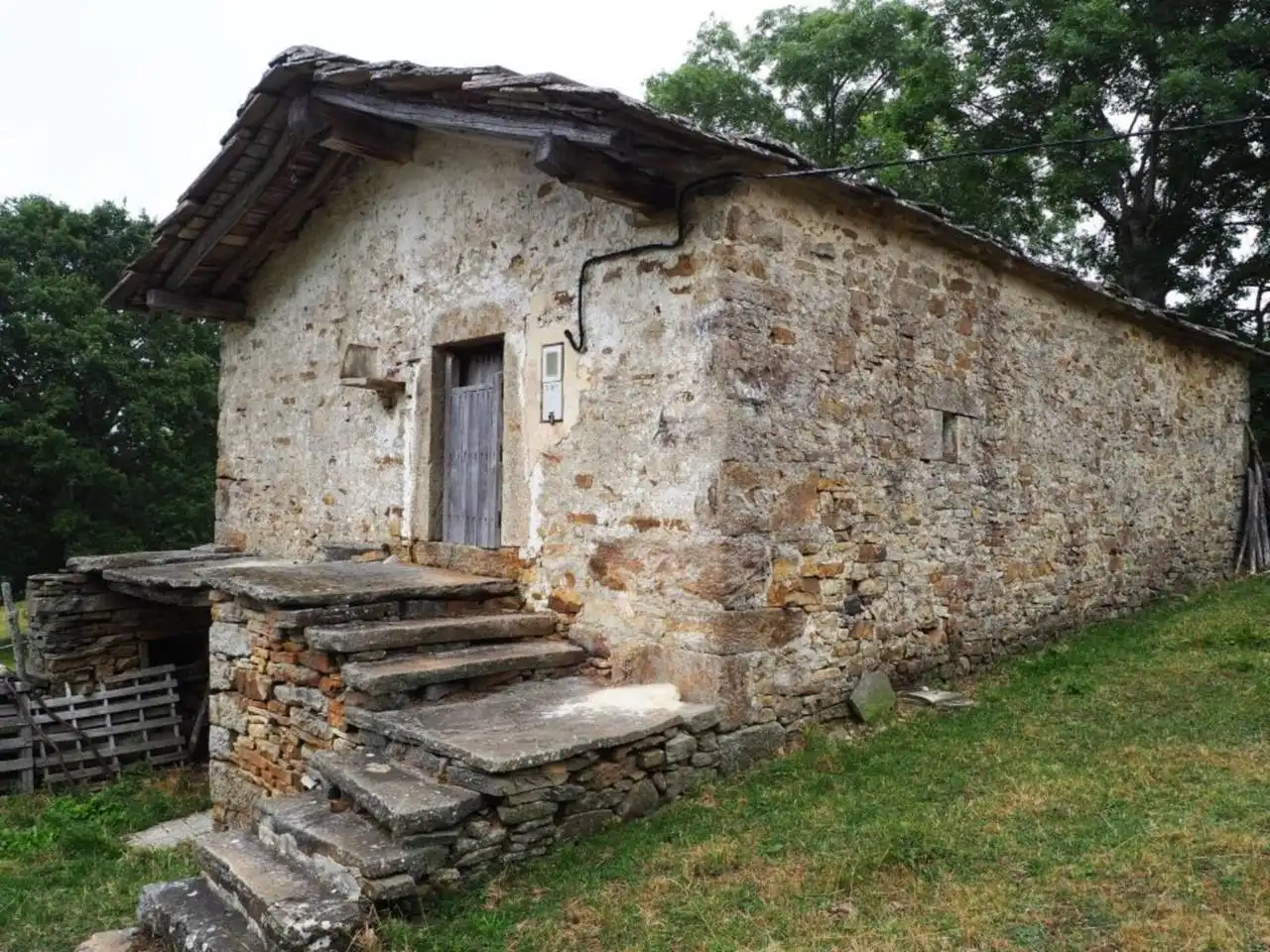 Xalet amb terrassa en venda a Lugar la Sia 226