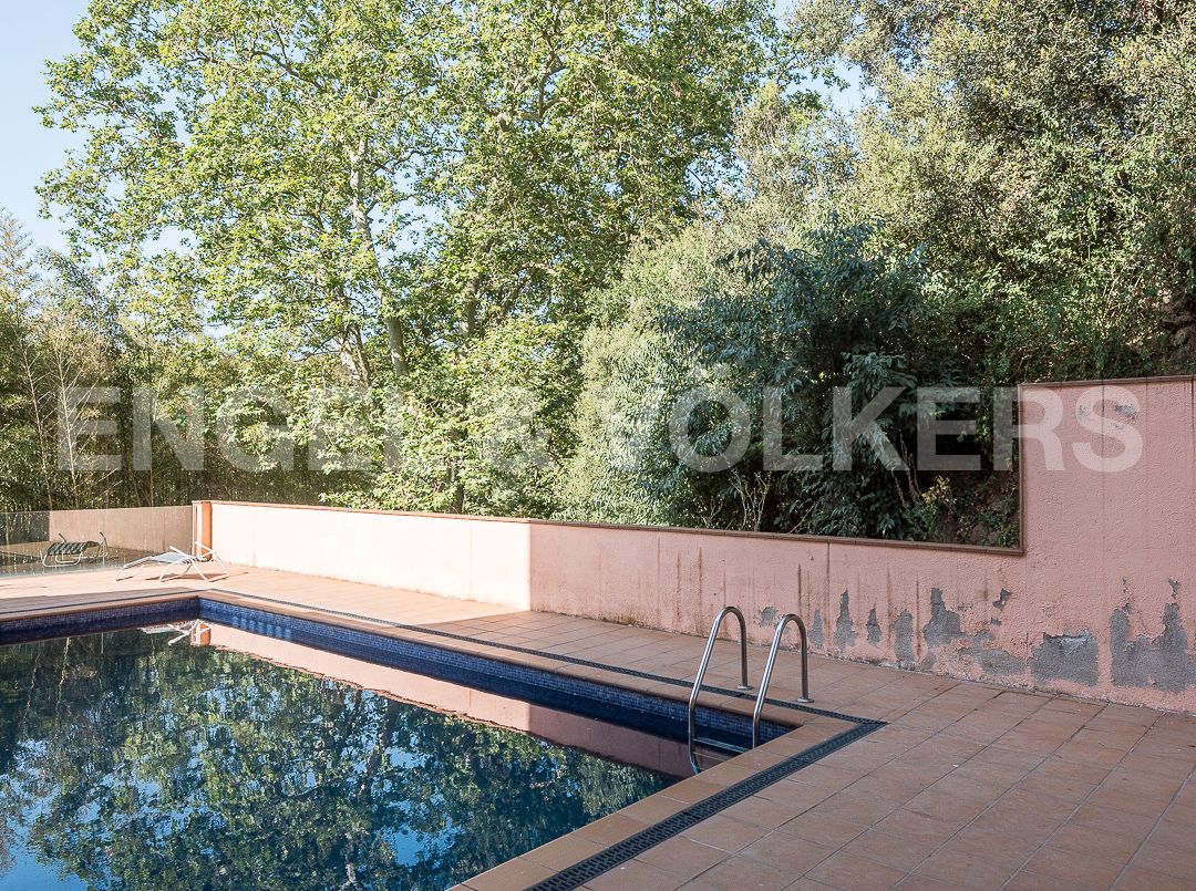 Piscina de Finca rústica en venda en Sant Celoni amb Calefacció, Terrassa i Traster