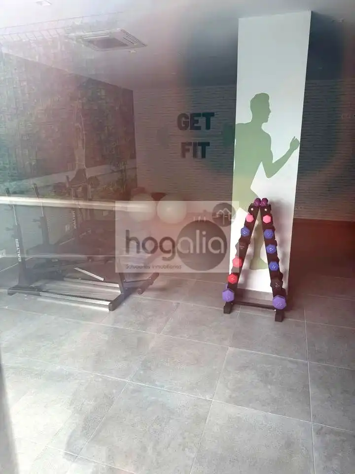 Wohnung zur Miete in Sevilla mit Klimaanlage, Heizung und Terrasse
