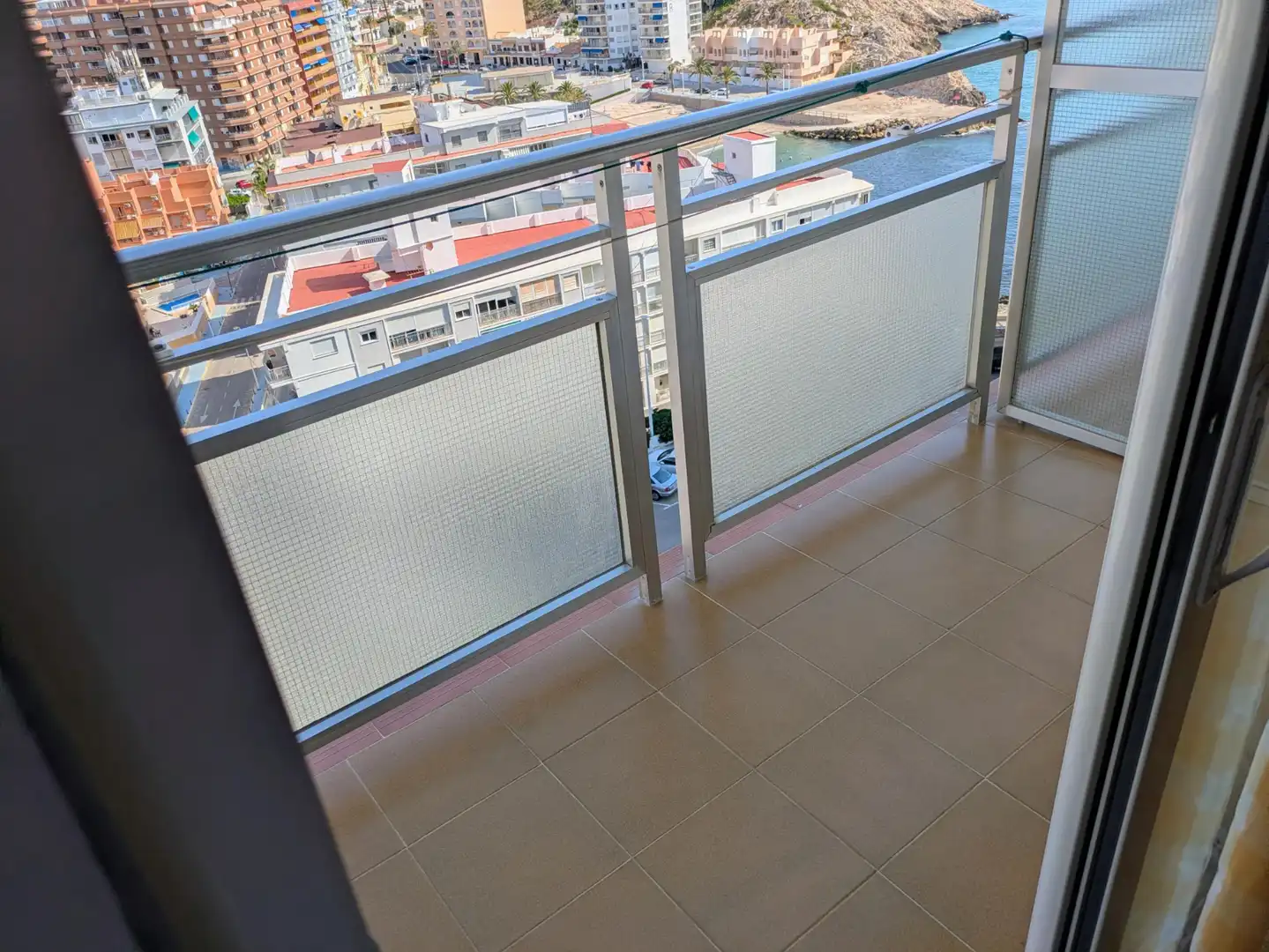 Apartament amb terrassa en venda a El Faro, imagen 3