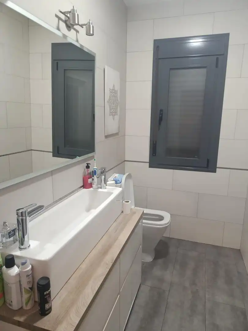 Bany de Casa o xalet en venda en Rociana del Condado amb Aire condicionat
