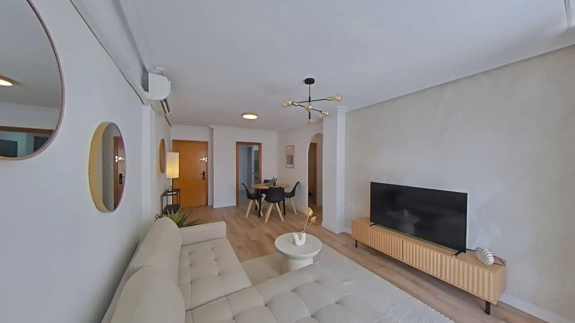 Sala d'estar de Apartament en venda en Torrevieja amb Aire condicionat, Calefacció i Terrassa