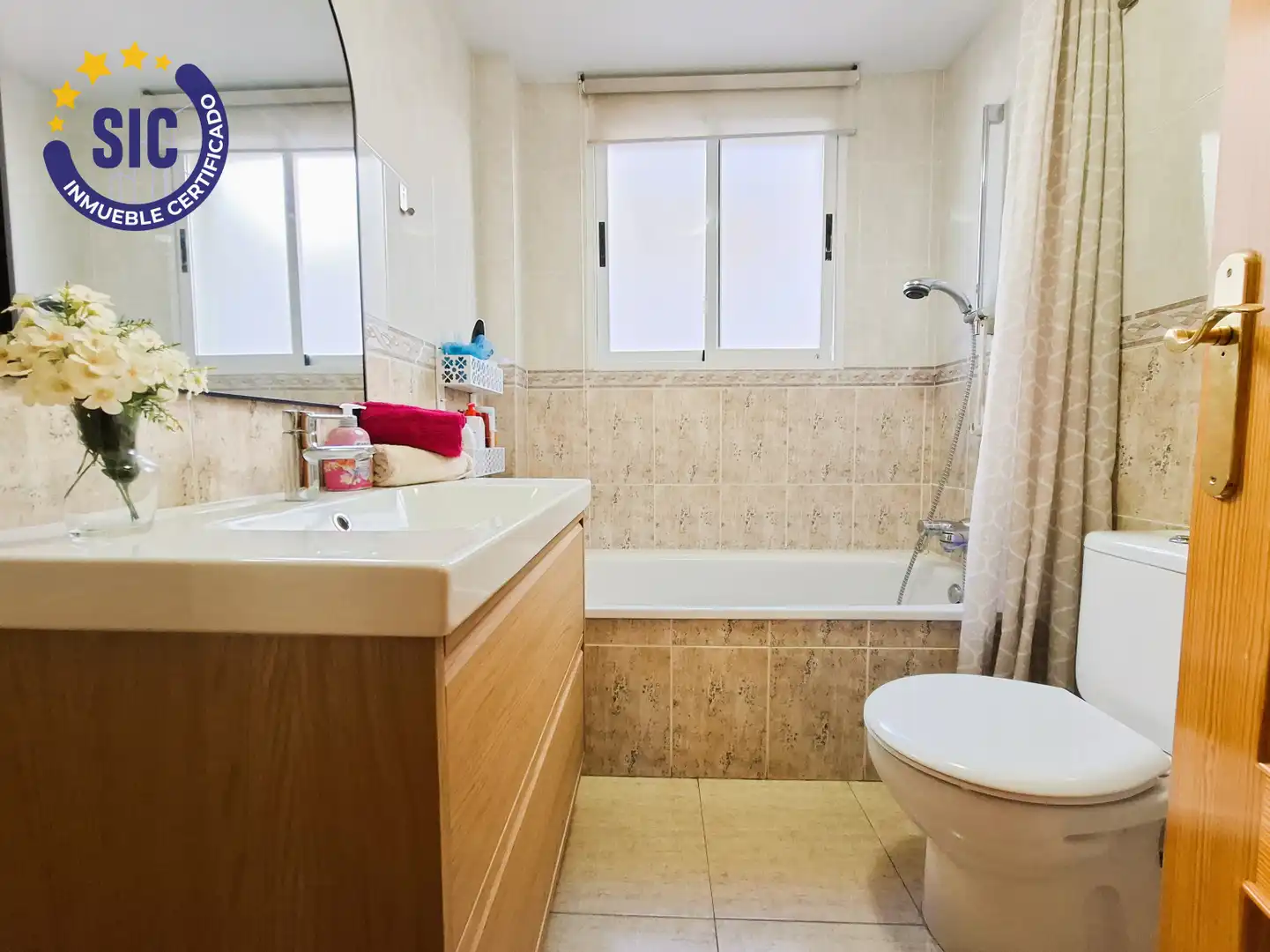 Bathroom of Flat for sale in Centro
