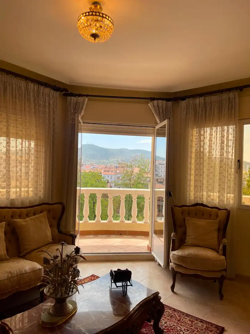 Sala d'estar de Casa o xalet en venda en Plasencia amb Aire condicionat, Calefacció i Jardí privat
