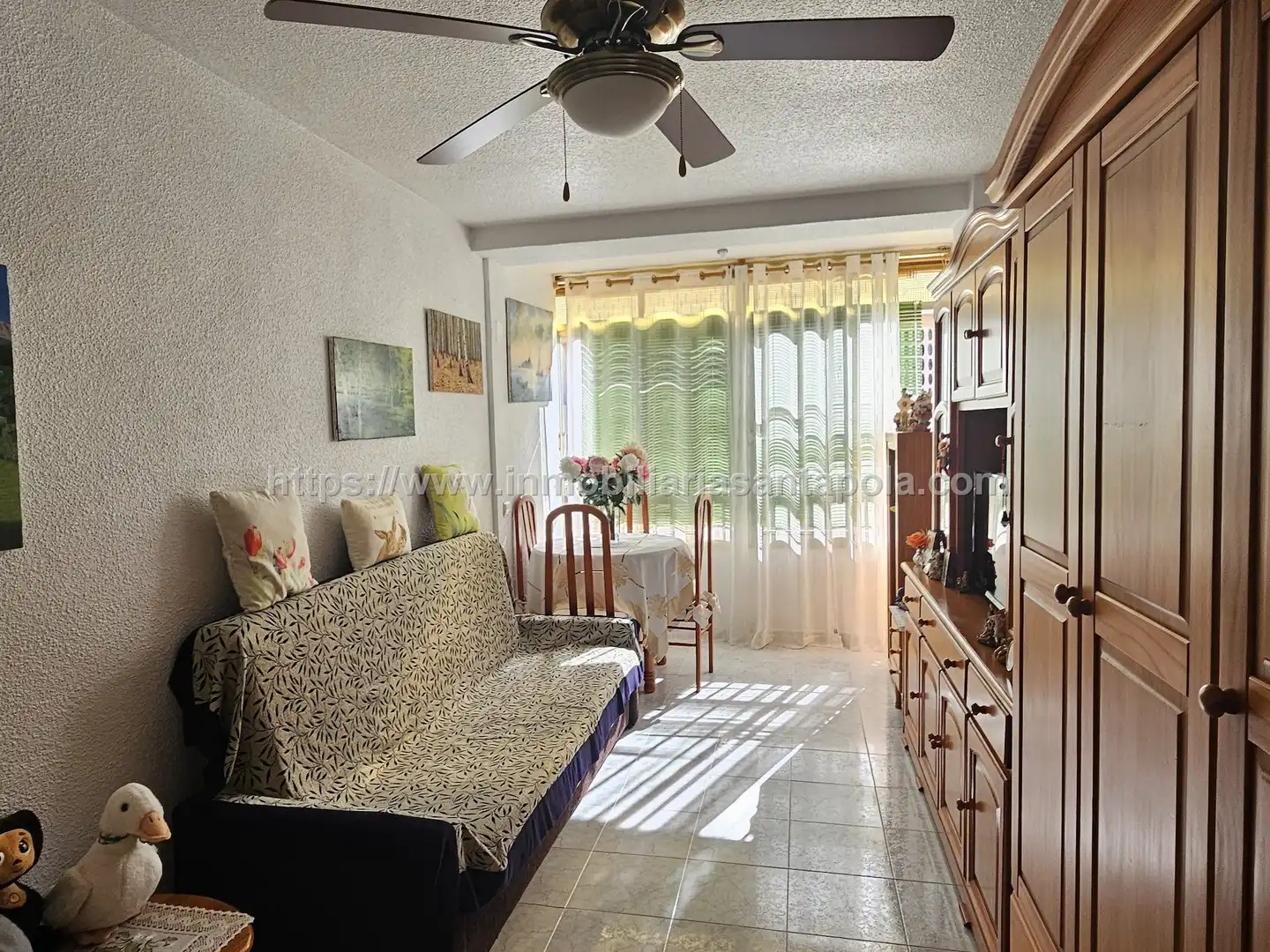 Sala de estar de Estudio en venta en Santa Pola con Terraza, Piscina y Amueblado