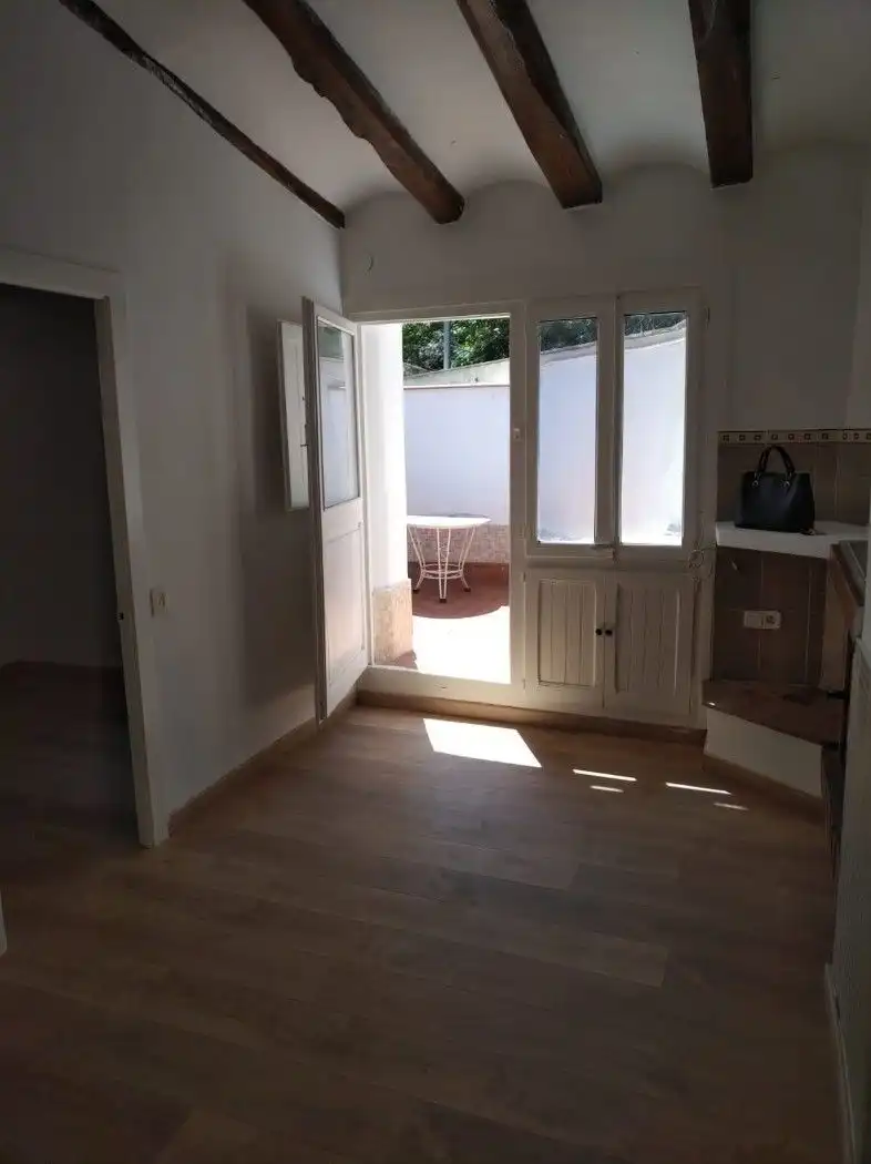 Estudi de lloguer a Carrer Eixideta, imagen 4