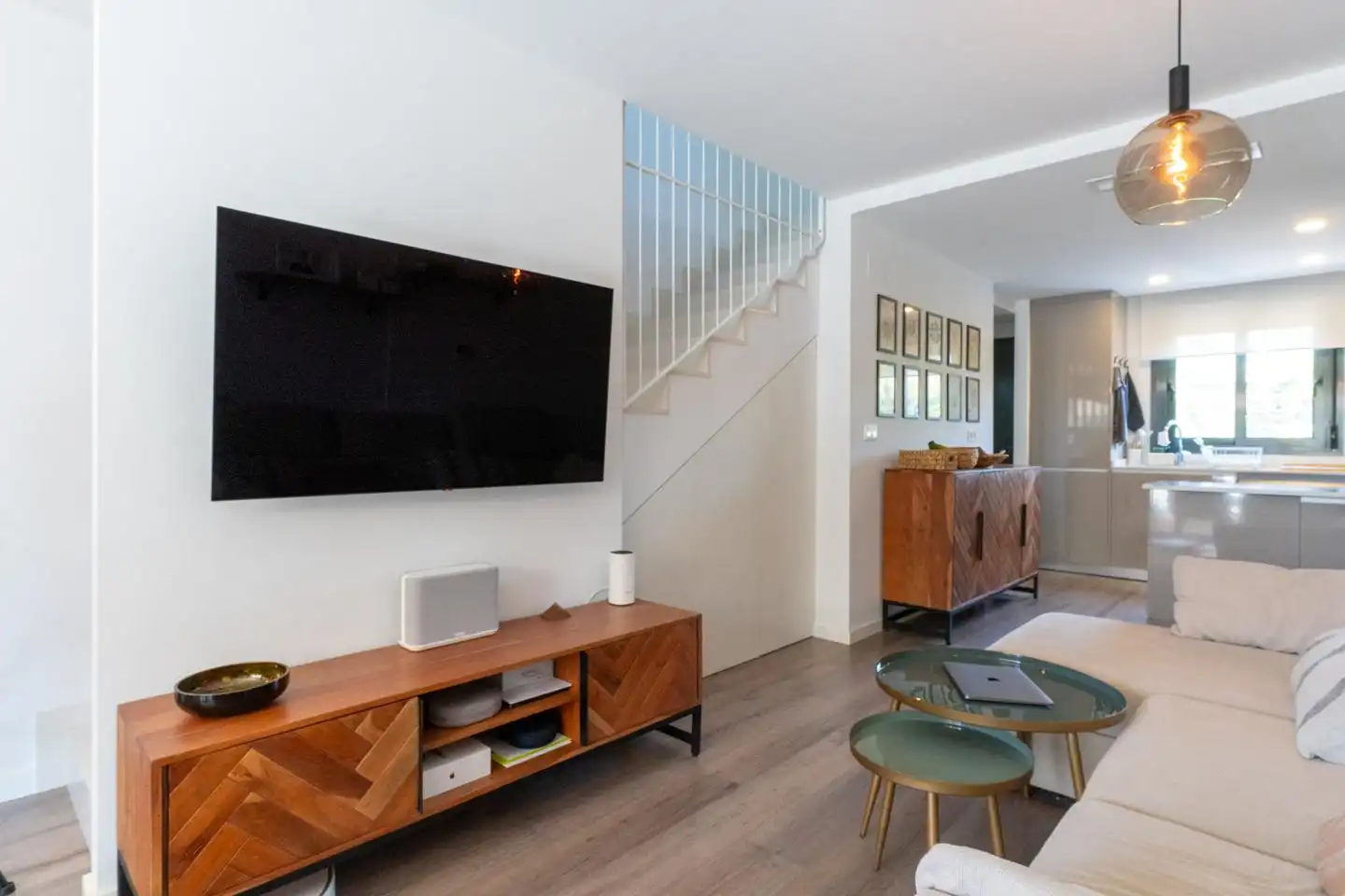 Sala de estar de Casa adosada en venta en Santa Pola con Aire acondicionado, Calefacción y Parquet