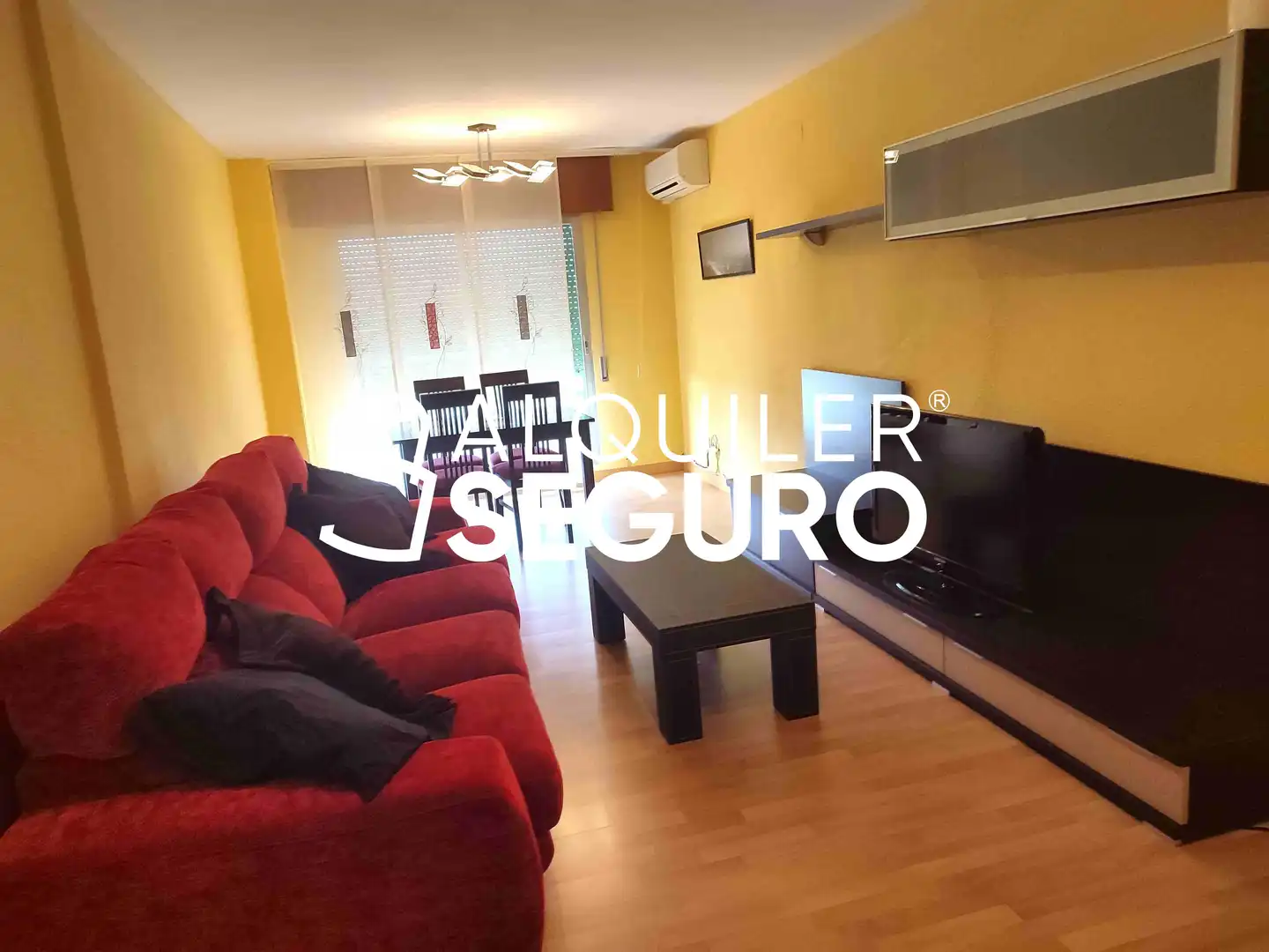 Sala de estar de Piso de alquiler en Zaragoza con Aire acondicionado, Calefacción y Amueblado
