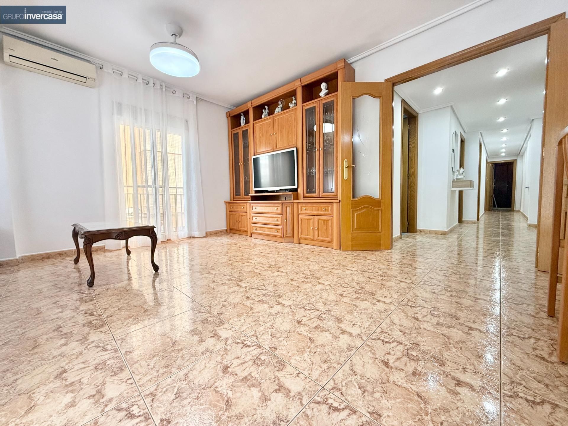 Wohnzimmer von Wohnung miete in Quart de Poblet mit Klimaanlage, Heizung und Balkon
