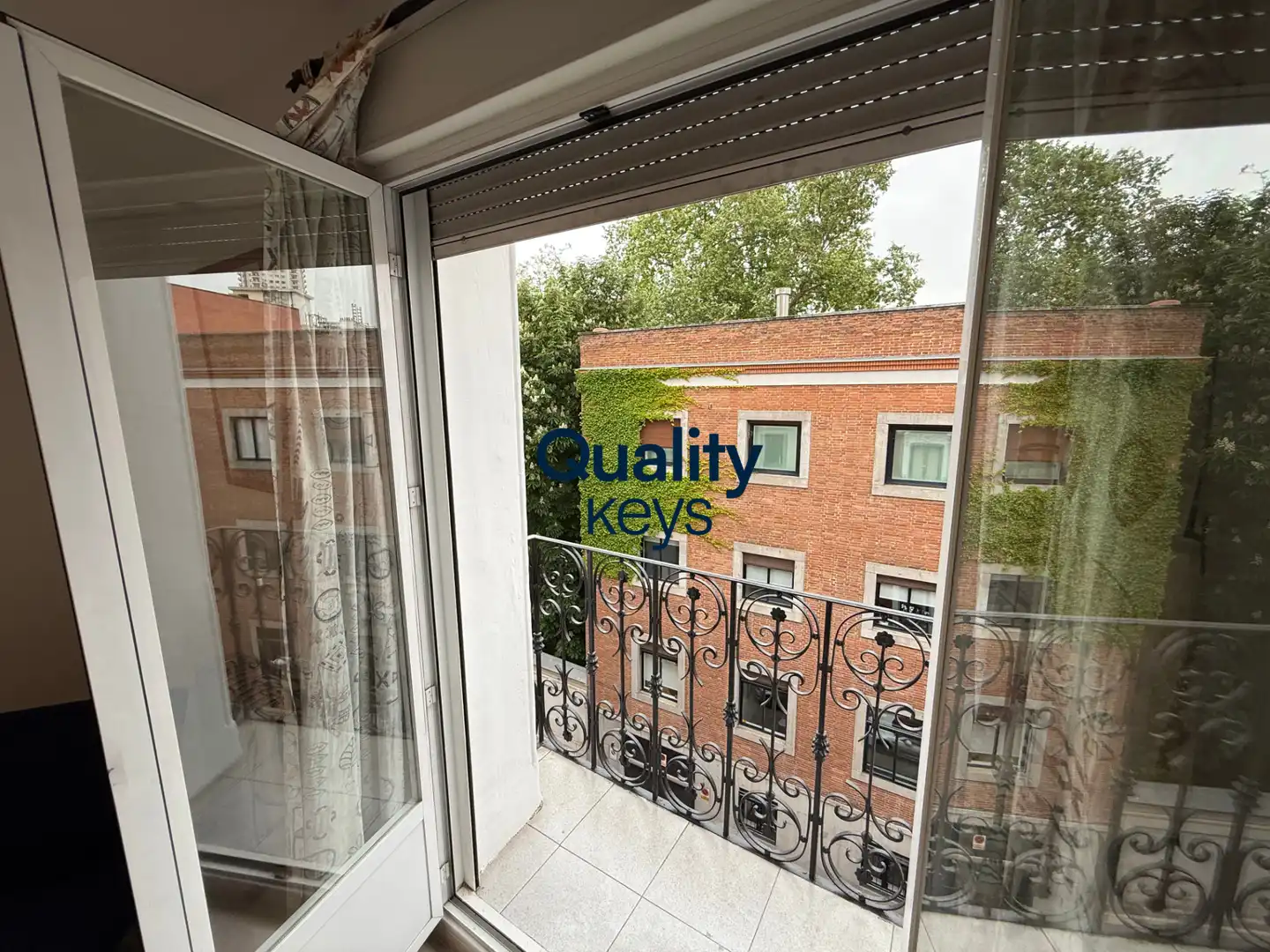 Terrassa de Pis de lloguer en Madrid amb Aire condicionat, Calefacció i Moblat