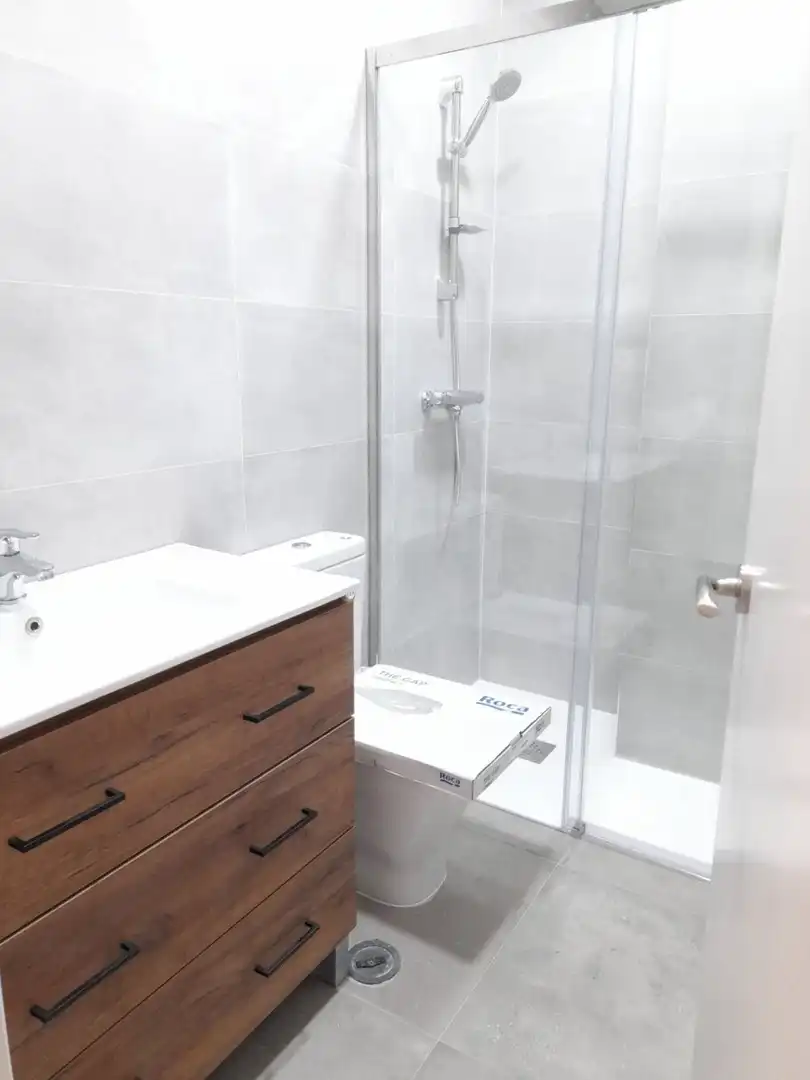 Bathroom of Flat for rent in Madrid  with Heating