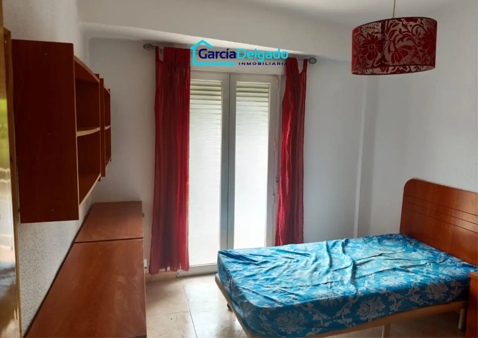 Habitación de Piso en venta en Granada con Terraza, Amueblado y Balcón