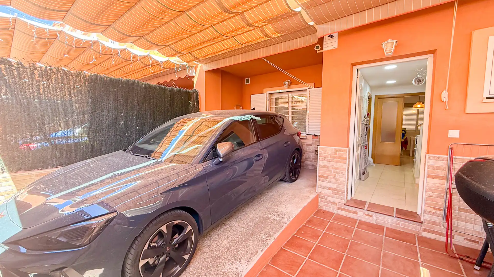 Parking of Detached homes for rent in Vélez-Málaga  with Air Conditioner, Heating and Terrace