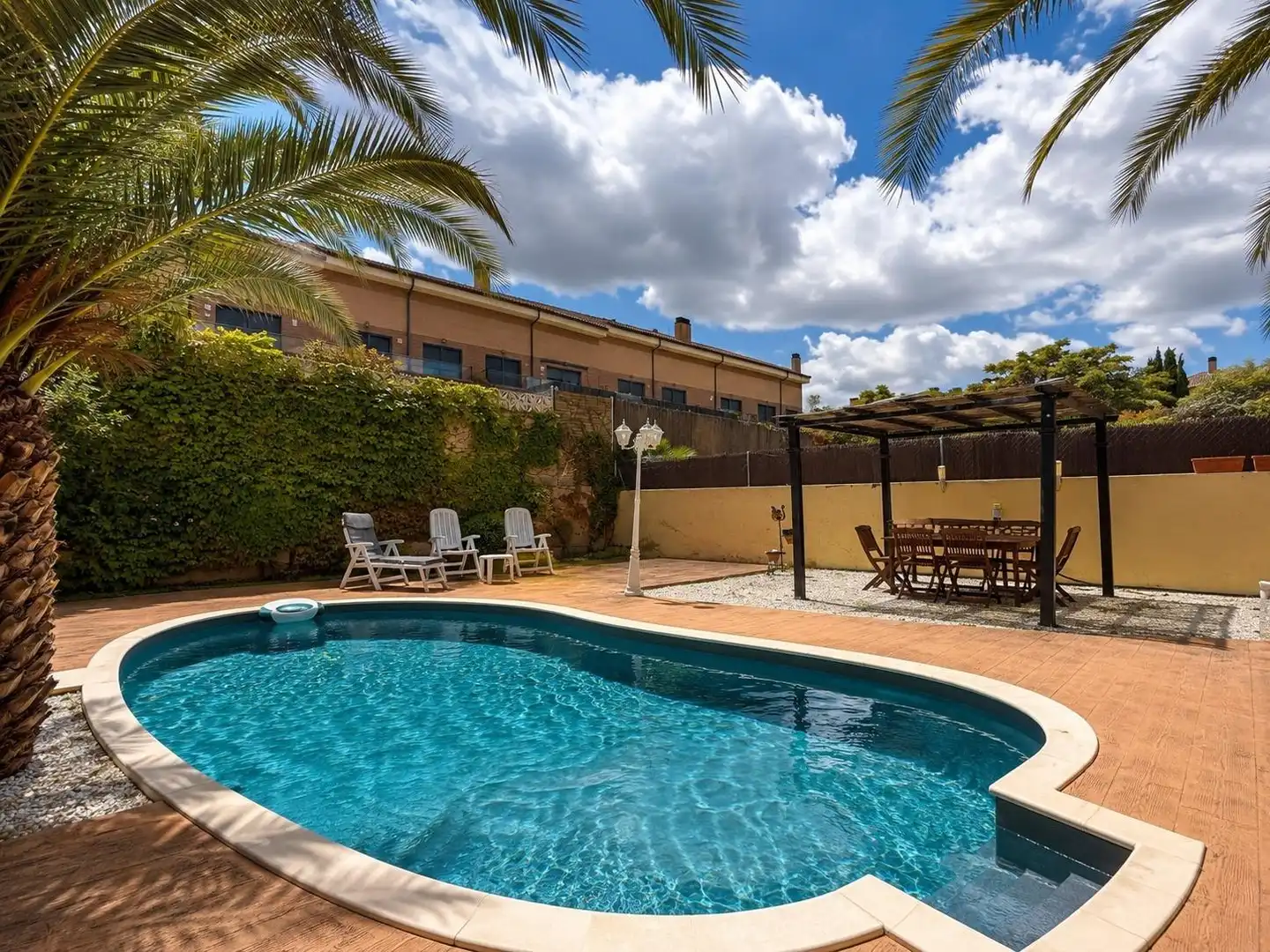 Piscina de Casa o chalet en venta en Guadalajara con Calefacción, Terraza y Piscina