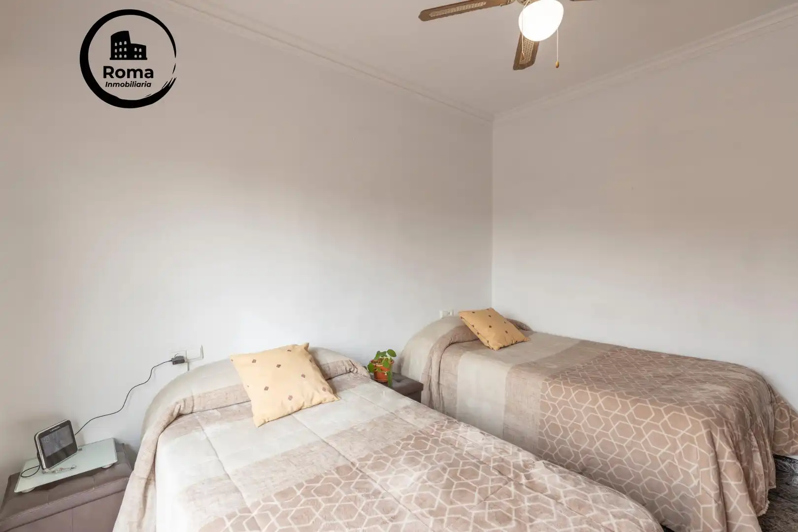 Casa aparellada en venda a Calle Río Genil 22, imagen 25