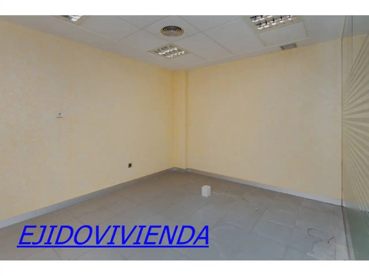 Local comercial en venda a El Ejido Ciudad, imagen 4