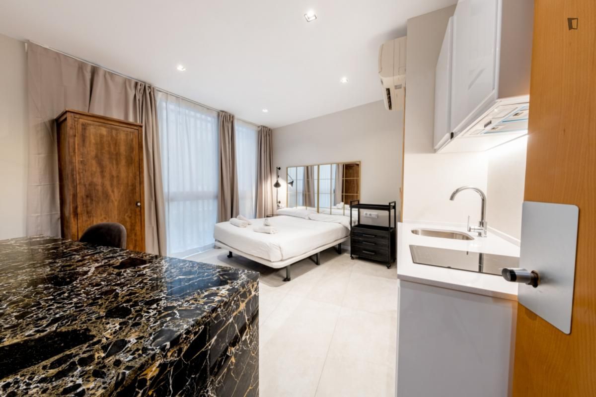 Study to rent in Sant Pere, Sta. Caterina i la Ribera