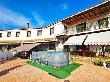 Casa amb piscina en venda a Aldea Cañuelo 2