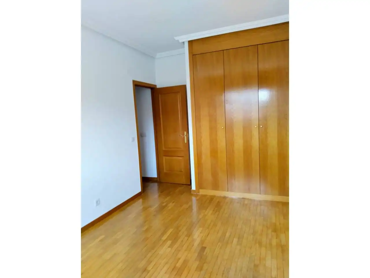 Habitación de Piso en venta en Burgos con Calefacción y Amueblado
