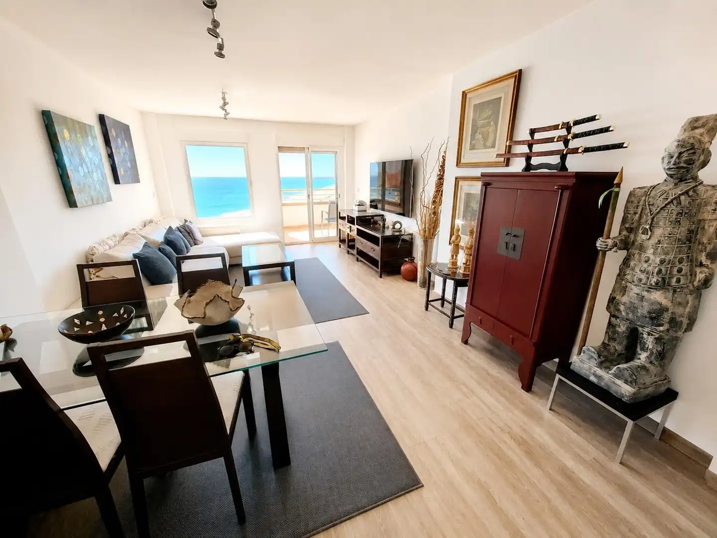 Sala d'estar de Apartament en venda en El Campello amb Jardí privat, Terrassa i Piscina comunitària