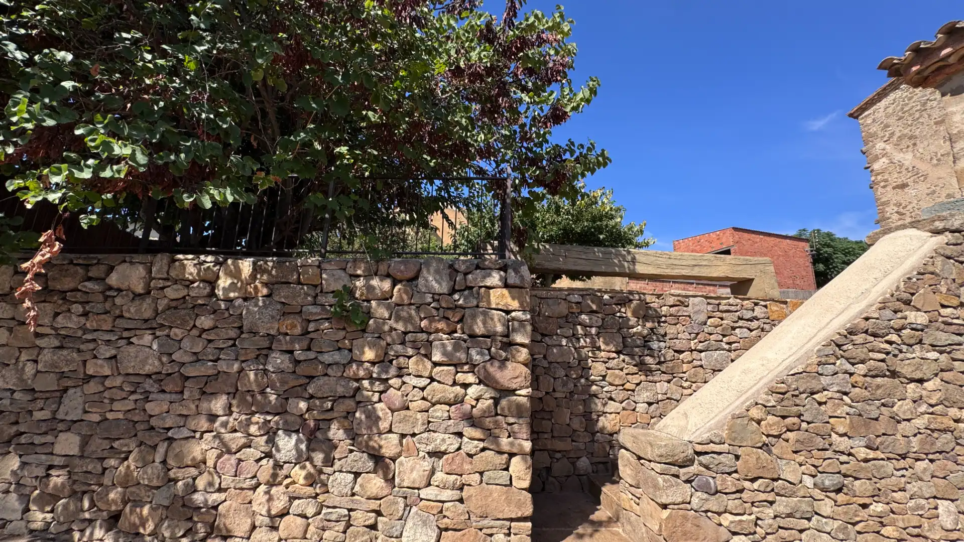 Casa rústica amb terrassa en venda a Camí dels Valls 1, imagen 42