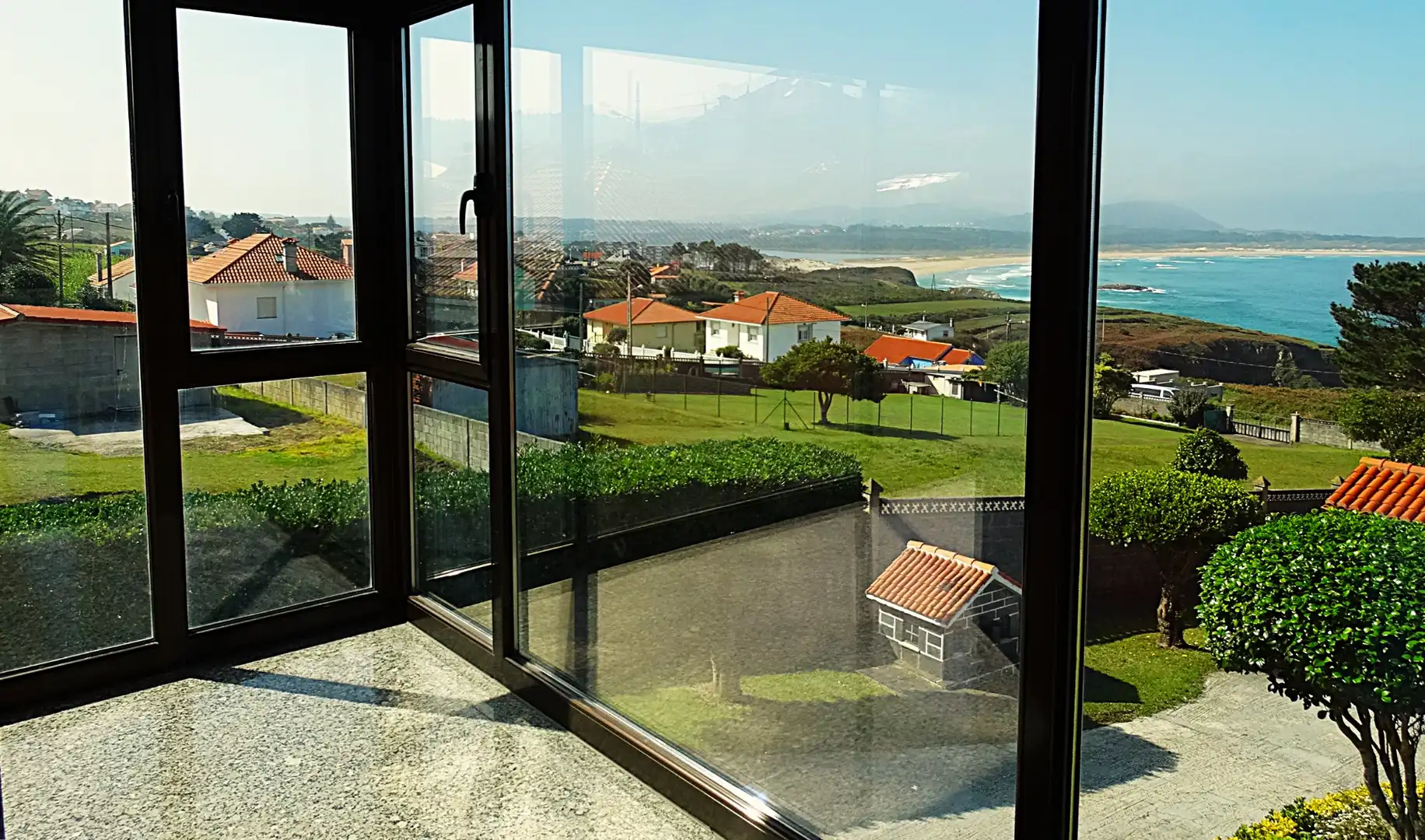 Dormitori de Casa o xalet en venda en Valdoviño amb Calefacció, Jardí privat i Parquet