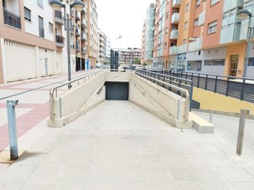 Individual to rent in Calle Embajador Inocencio Arias