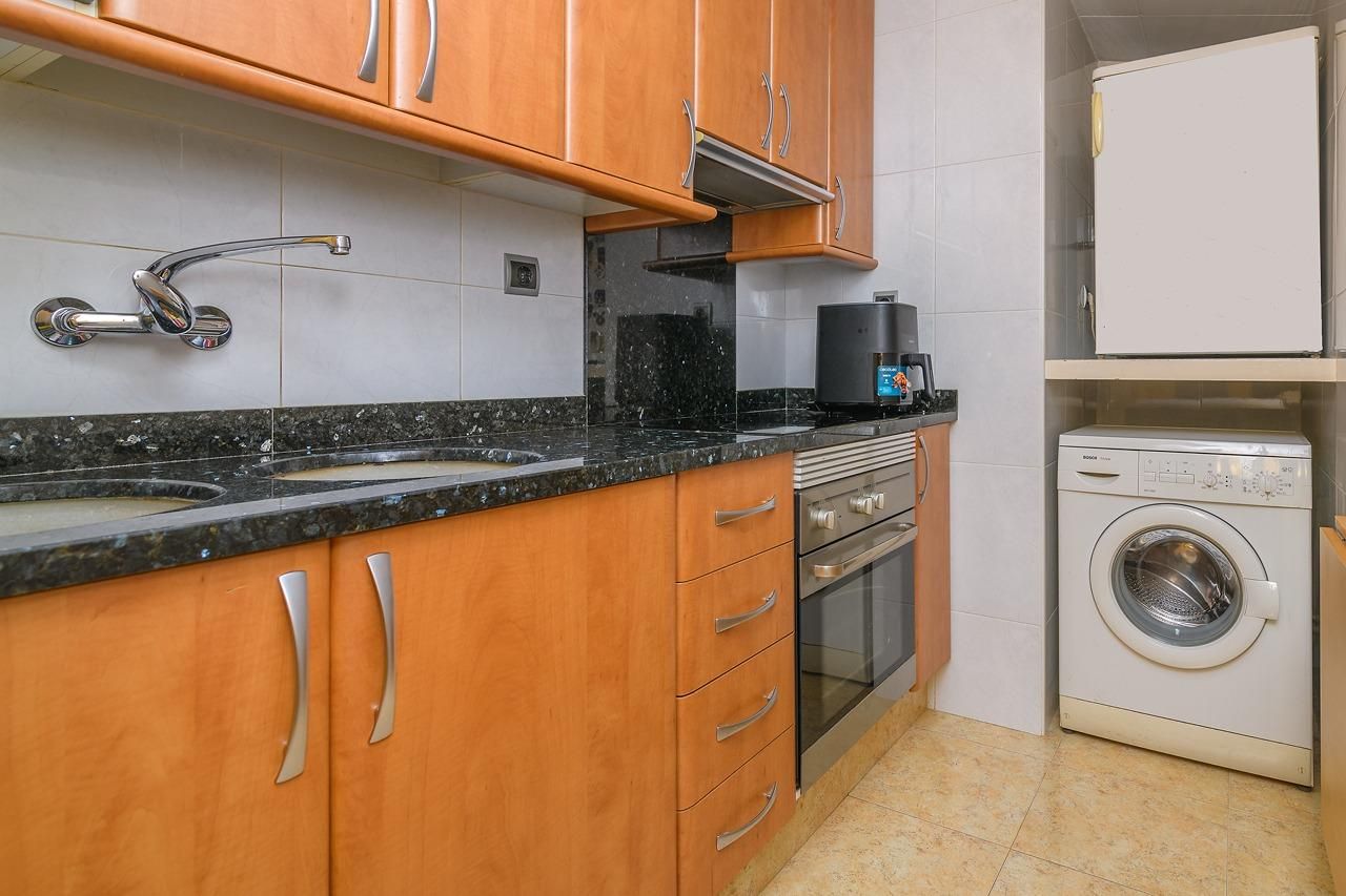 Cuina de Casa o xalet en venda en Manresa amb Aire condicionat, Terrassa i Traster