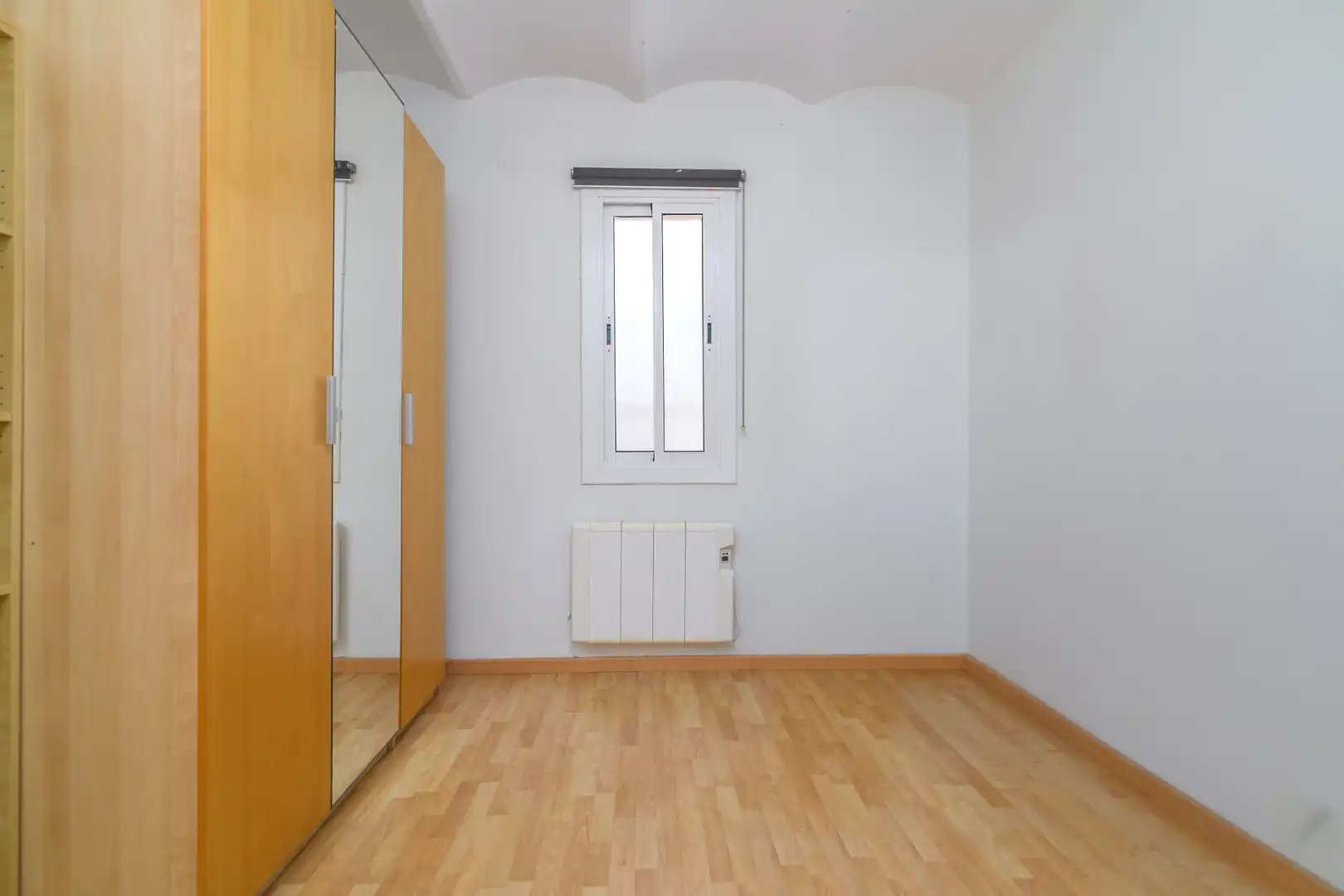 Bedroom of Flat for sale in Barcelona  with Parquet flooring, Terrace and Balcony