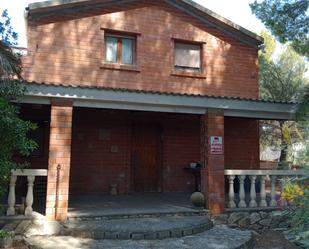 Vista exterior de Casa o xalet en venda en Osera de Ebro amb Calefacció, Jardí privat i Terrassa