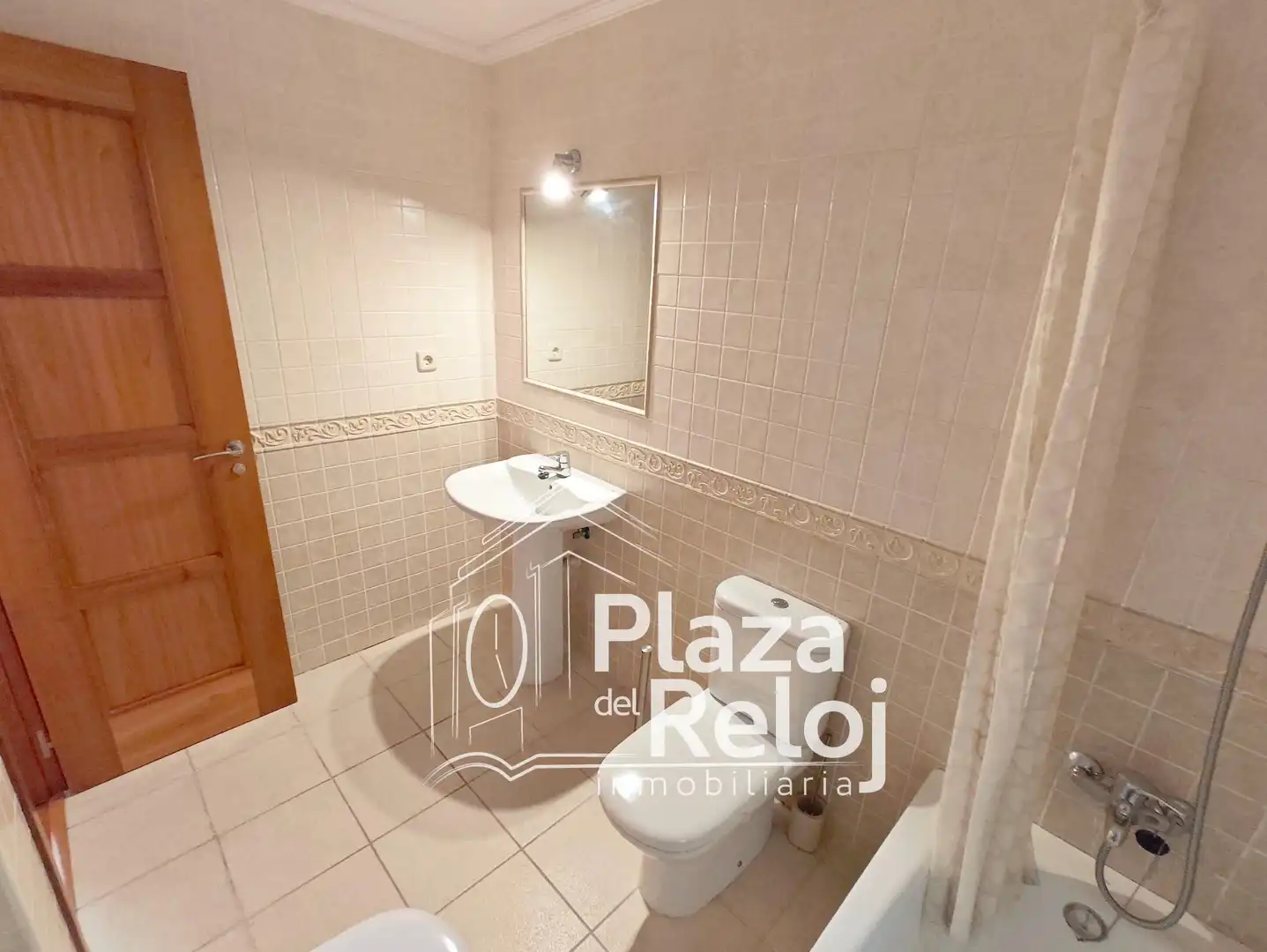 Flat for sale in Talavera de la Reina  with Air Conditioner and Heating