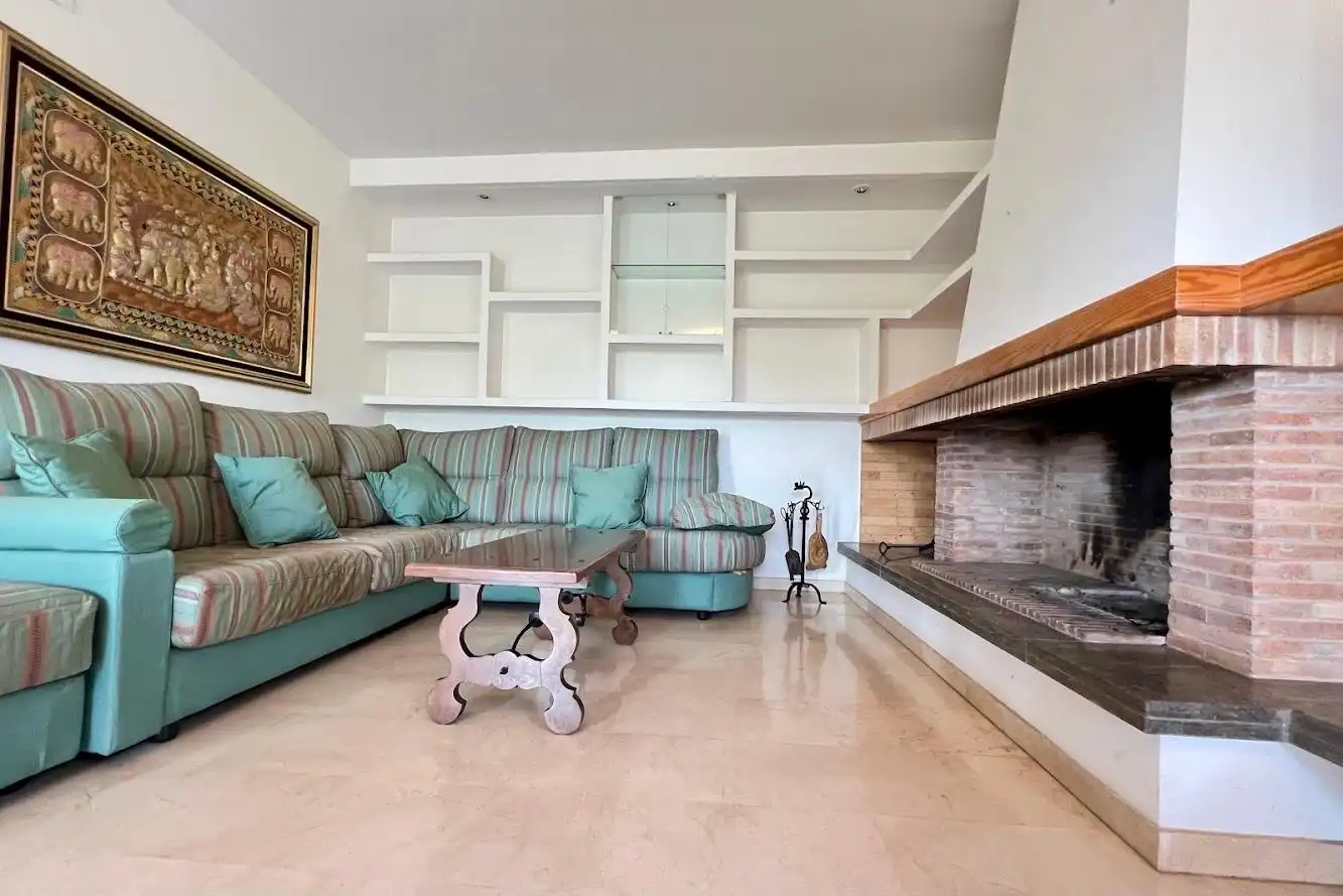 Sala d'estar de Casa o xalet en venda en Castellnou de Bages amb Jardí privat, Terrassa i Traster