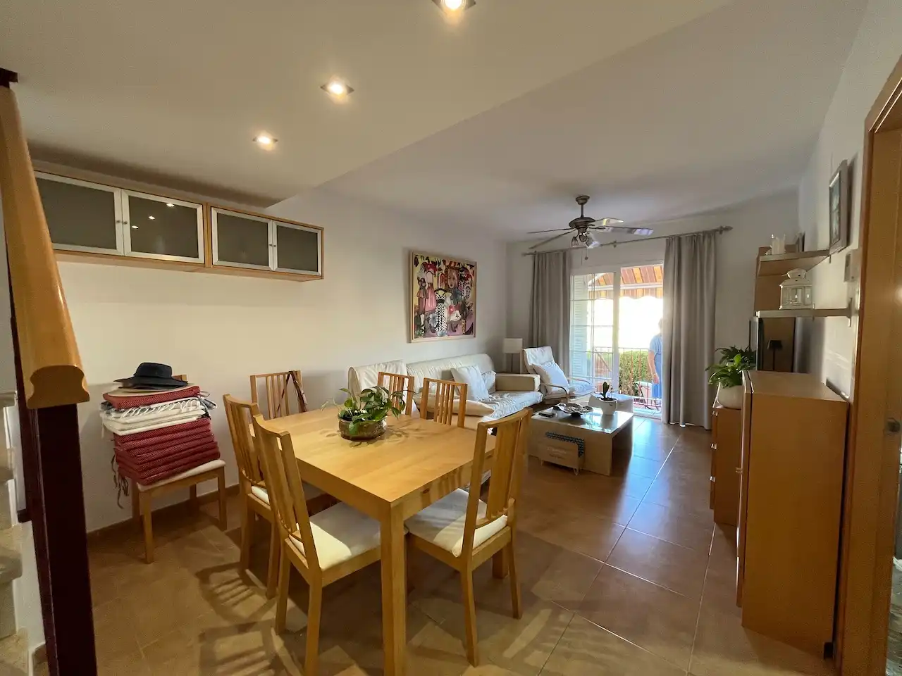 Sala de estar de Casa adosada en venta en Vélez-Málaga con Aire acondicionado, Calefacción y Jardín privado