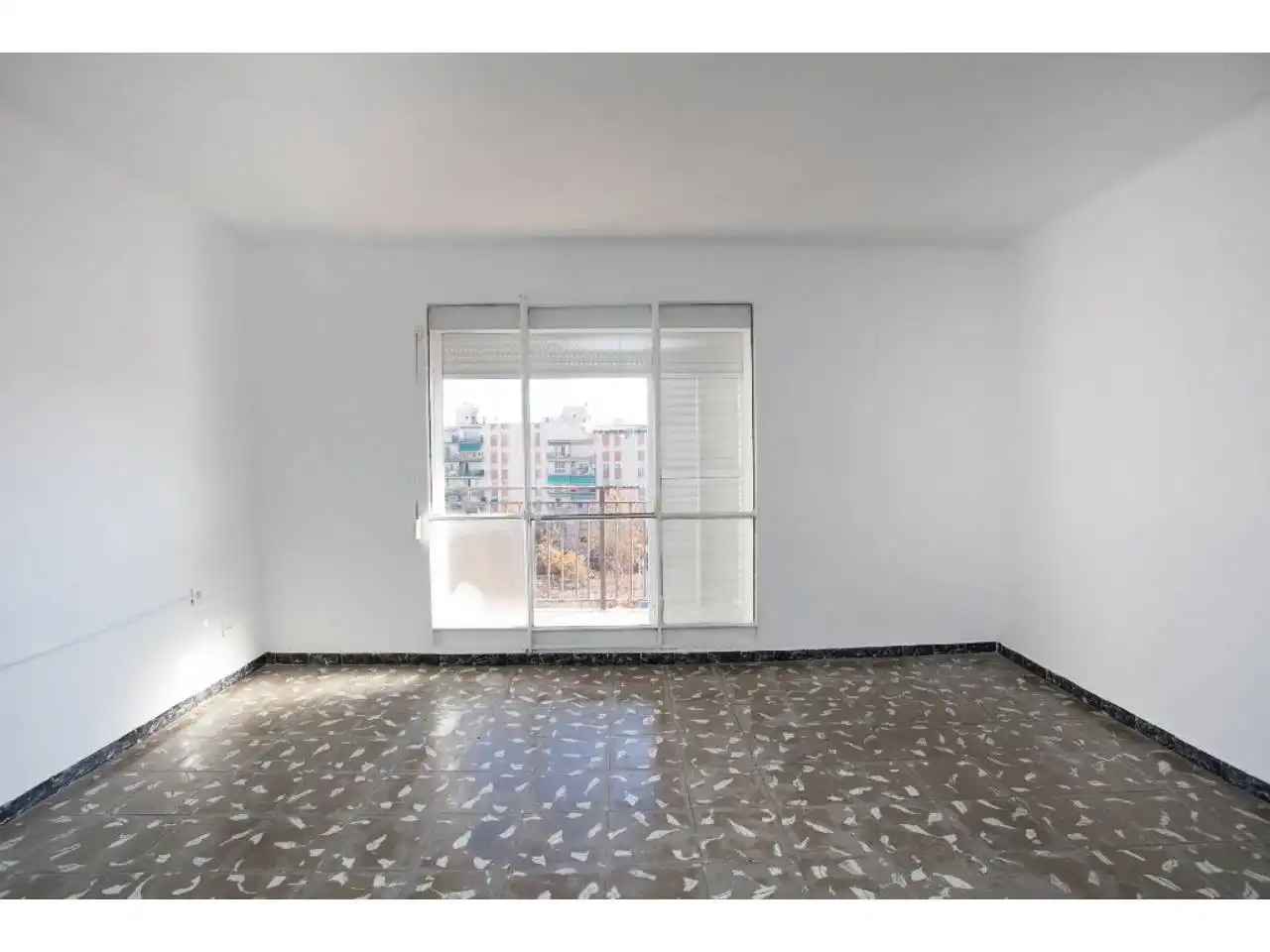 Habitación de Piso en venta en Girona con Balcón