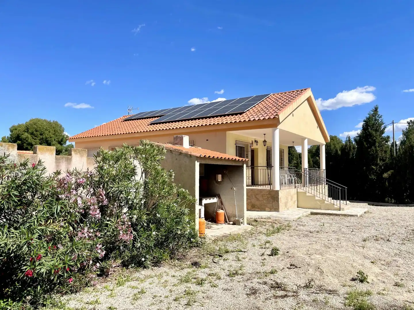 Exterior view of Houses for sale in Lorca  with Air Conditioner, Storage room and Furnished