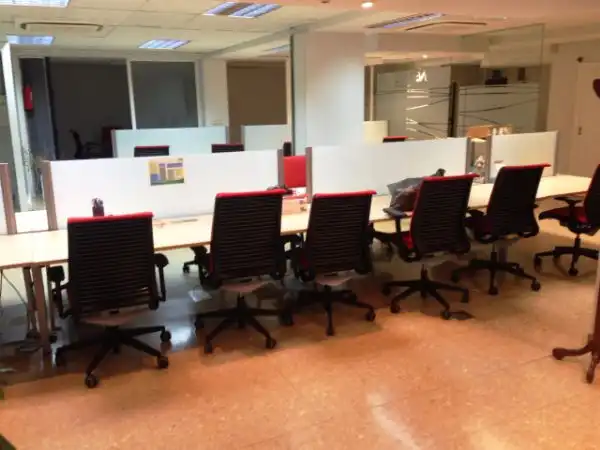 Office space with lift to rent in Calle de Santiago