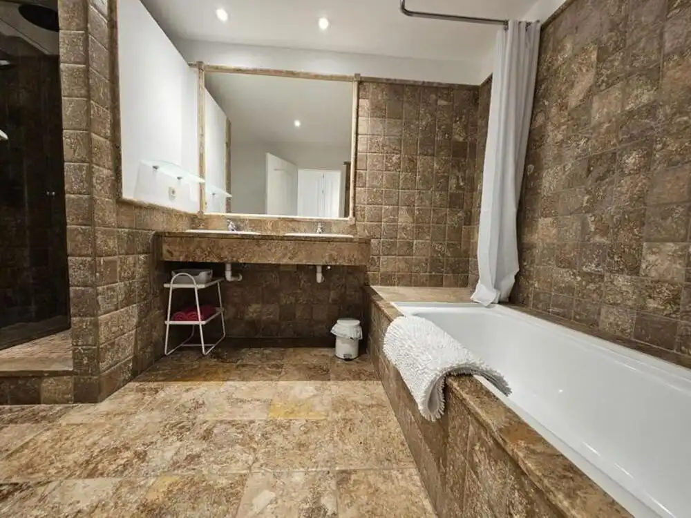 Badezimmer von Wohnungen zur Miete in Atalaya mit Klimaanlage, Terrasse und Abstellraum
