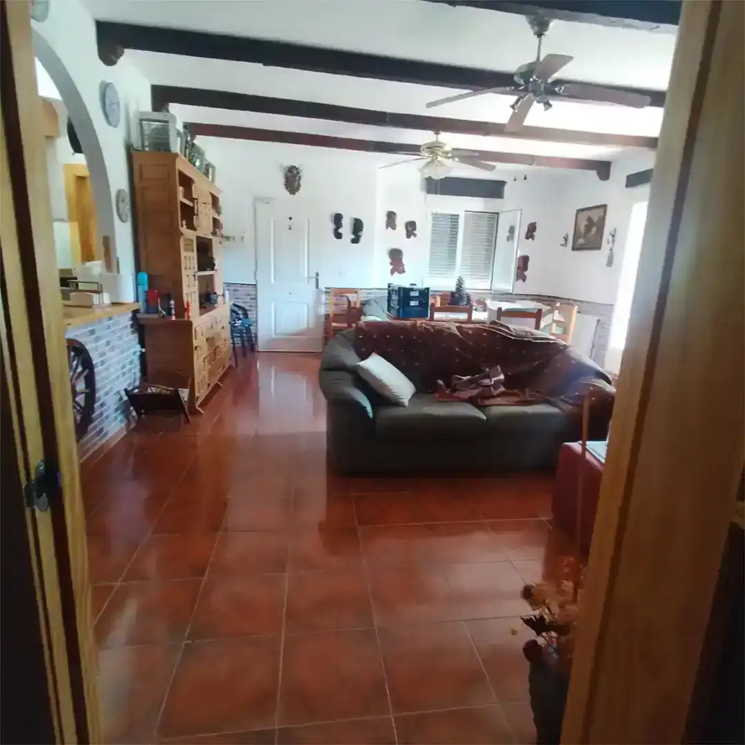 Sala d'estar de Casa o xalet en venda en Bogarra amb Jardí privat, Traster i Moblat