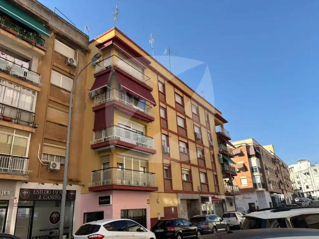 Außenansicht von Wohnung zum Verkauf in Badajoz mit Terrasse