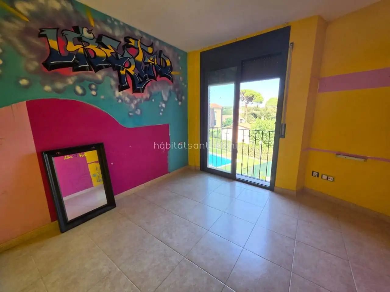 Schlafzimmer von Maisonette zum Verkauf in Riells i Viabrea mit Terrasse, Balkon und Gemeinschaftspool