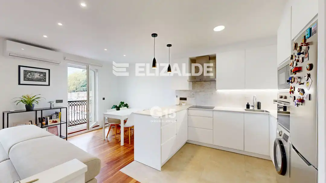 Penthouse with terrace for sale in Angel Kalea, imagen 4
