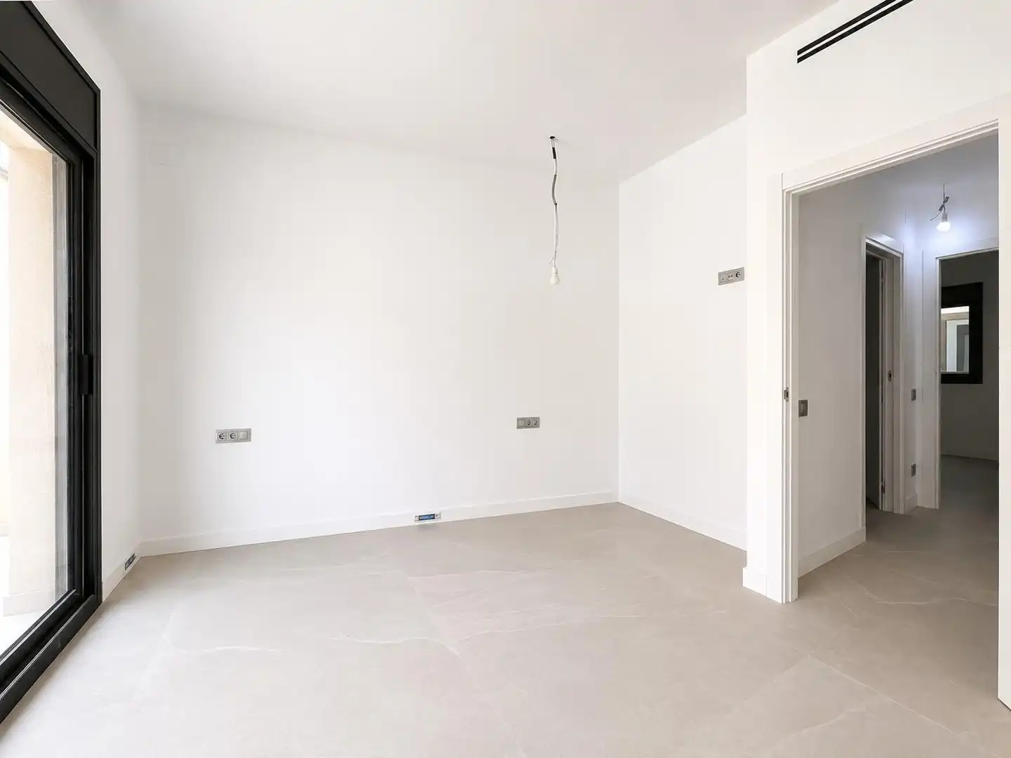 Erdgeschoss zum Verkauf in Mollet del Vallès mit Klimaanlage, Heizung und Terrasse