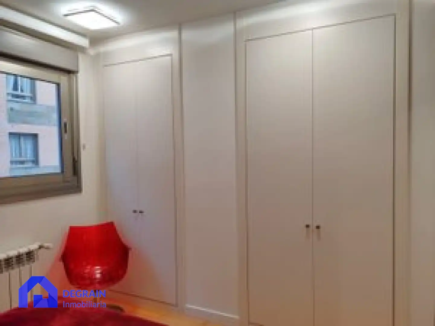 Wohnung zum Verkauf in Oviedo  mit Heizung, Privatgarten und Abstellraum